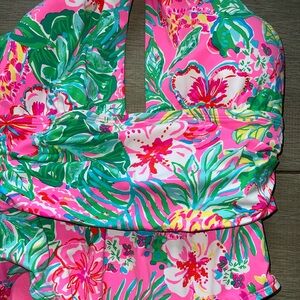 Lilly Pulitzer 8 10 Ledger Halter one piece swims welcome to the jungle cruise